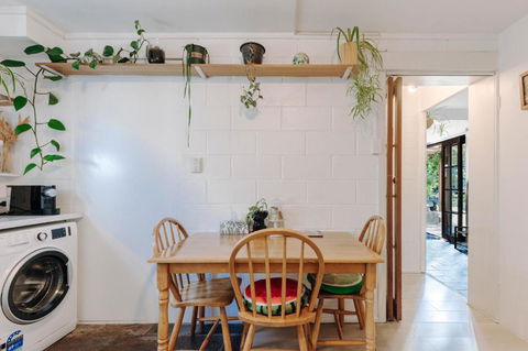 One-Bedroom Suite-Close To Beach And CBD - Accommodation Asia 3