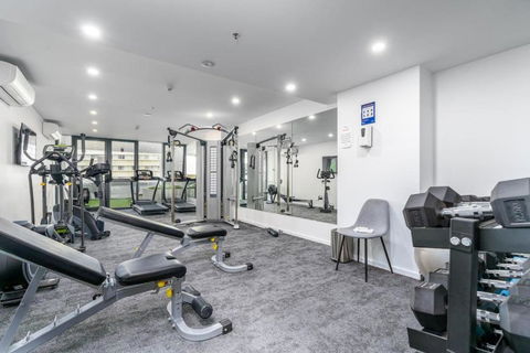 Park Avenue Apt In The Heart Of The City - Accommodation Asia 1