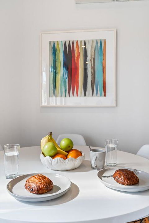 Park Life! Elegant & Sun-Filled 2 Bed 2 Bath Home In Caulfield North - Accommodation Asia 3