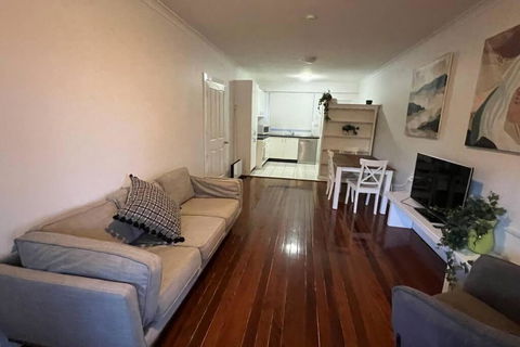 Paddington Pad With Back Deck And Free Car Space Close To Suncorp - Accommodation Asia 1