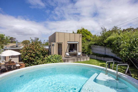 Palm Springs Oasis - Accommodation Asia 0