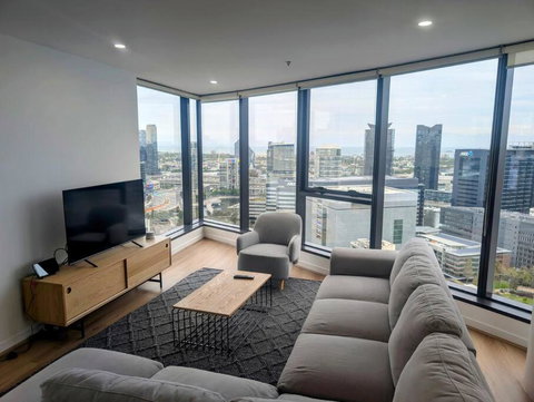 Panoramic Docklands Apartment - Accommodation Asia 0