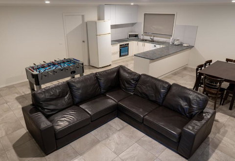 Paradise Escapes 002 - Accommodation Asia 0