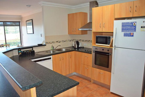 Paragon Apartment 7 - Bring Your Own Linen. - Accommodation Asia 1