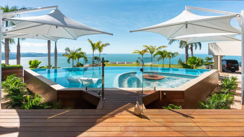 Parc Exclusif, Airlie Beach - 360 Island Views From A Mountain Top - Accommodation Asia 0