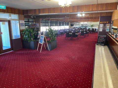 Paringa Hotel Motel - Accommodation Asia 3