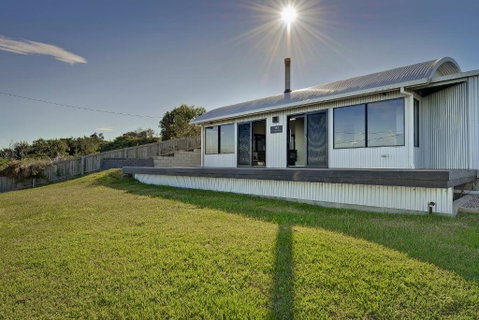 Park Beach Retreat - Accommodation Guide 3