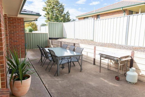 Park Villa Spacious 2 Bedroom Unit Close To CBD - Accommodation Asia 3