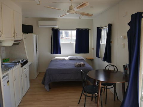 Parkes Country Cabins - Accommodation Asia 0