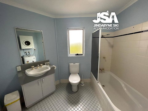 Parkwood 4 - Accommodation Asia 2