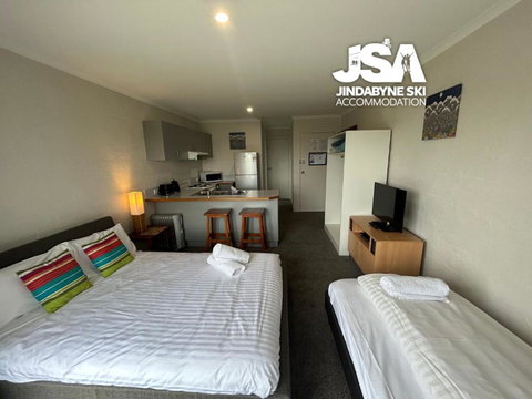 Parkwood 4 - Accommodation Asia 3