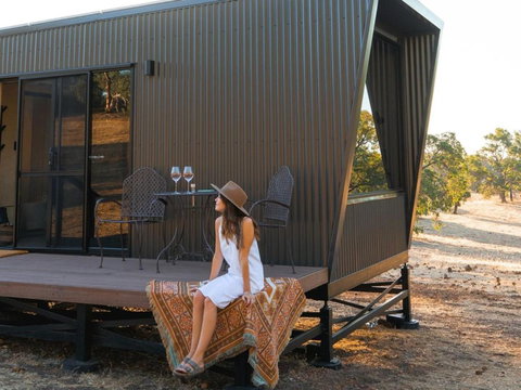 Patrick The Tiny Cabin In Chittering - Accommodation Asia 1