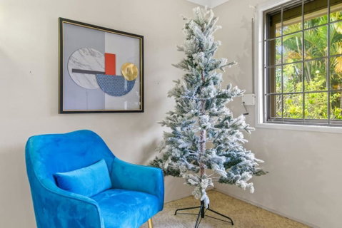 Peaceful 4BR At Sunnybank CBD With 2Parking Yard And Mall - Accommodation Guide 3