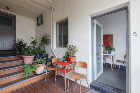 Parkside Hideaway - Beautiful Art Deco Near Zoo - Accommodation Asia 2