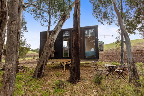 Pedlar Creek Tiny House By Tiny Away - Accommodation Asia 1