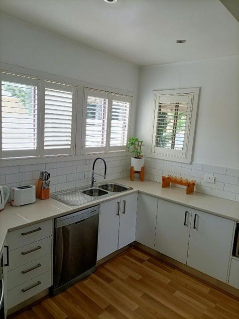Peel Cottage - Accommodation Asia 2
