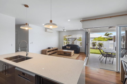 Peregian Breeze Home - Accommodation Asia 3