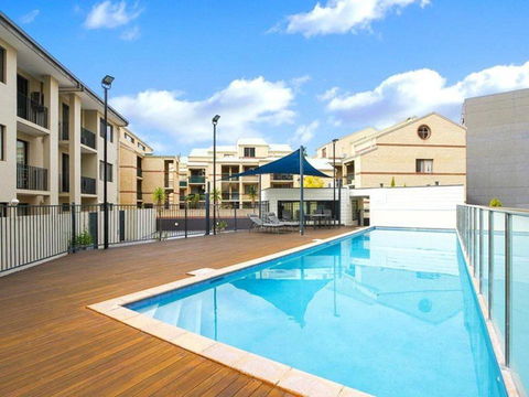 Play & Stay On Hay - Sleeps 2 Or 4 - Accommodation Guide 2