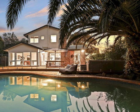Pool & Pet Friendly - Mornington Peninsula Beach House - Accommodation Asia 0