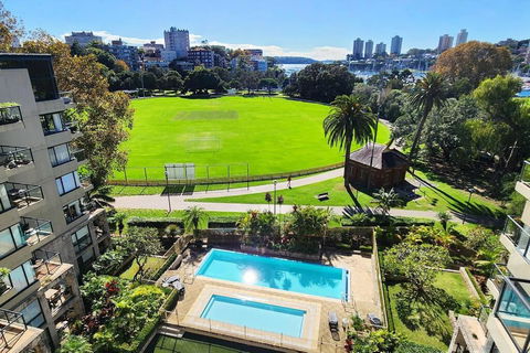 Penthouse With Private Terrace, Parking + 2 Pools - Accommodation Guide 3