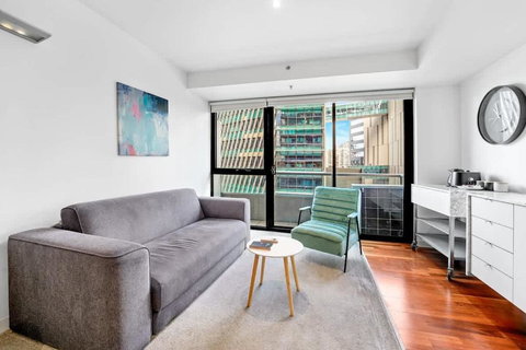 Perfect CBD Home Base At The Mondriane - Accommodation Asia 1