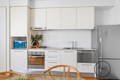 Perfect Penthouse - WiFi Included - Accommodation Asia 3