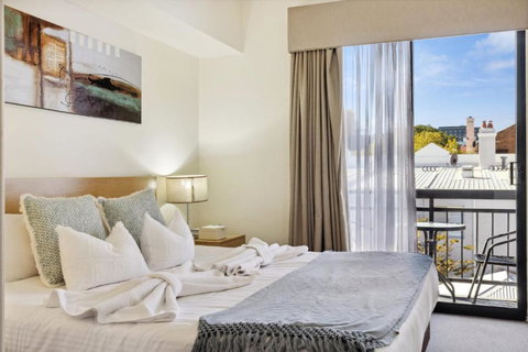 Perth City Corporate 1BRD - Accommodation Guide 2