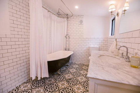 Pet-Friendly Highlands Home With Fireplace - Accommodation Asia 3