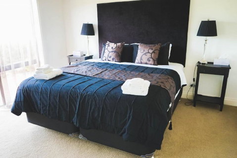 Petit Verdot Cottage - A Vineyard Retreat In Barossa Valley - Accommodation Guide 3