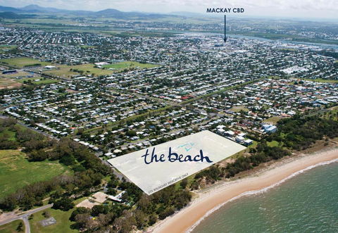 Petrie Beach Holiday Home - Accommodation Asia 1