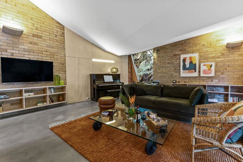 Piano House - Accommodation Asia 3