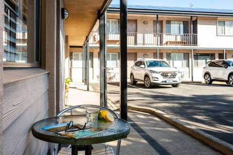 Pigeon House Motor Inn - Accommodation Asia 3