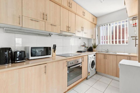 Polished 2-Bed Unit In The Heart Of Parramatta - Accommodation Guide 2