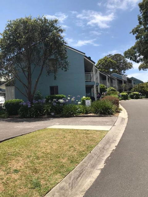 Poppies Lakeview Terrace - 2 Bedroom - Accommodation Asia 1