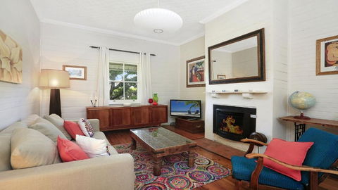Poppy Cottage - Accommodation Asia 1