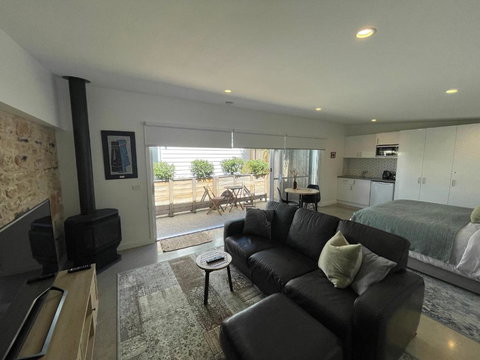 Port Fairy BNB - The Green Suite - Accommodation Asia 2