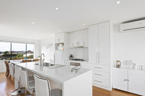 Portarlington Gem - Accommodation Asia 2