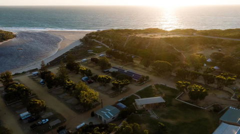 Pure Glamping Guilderton - Accommodation Asia 1