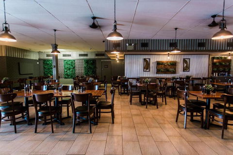 Potshot Hotel Resort - Accommodation Guide 1