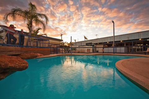 Potshot Hotel Resort - Accommodation Guide 0