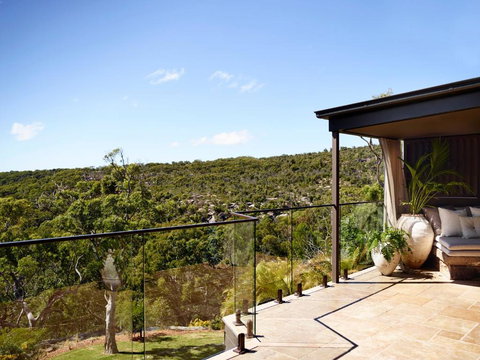 Pretty Beach House - Accommodation Asia 1