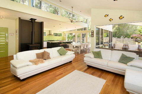 Prevelly Beach Retreat - Accommodation Asia 3