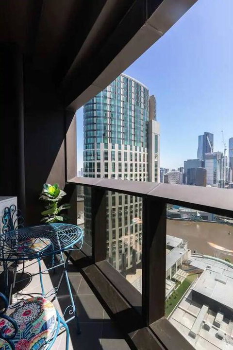 Prima Tower - Accommodation Asia 3