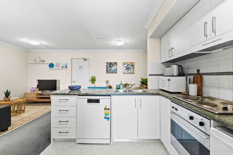 Prime Perth Apartment - Accommodation Guide 3