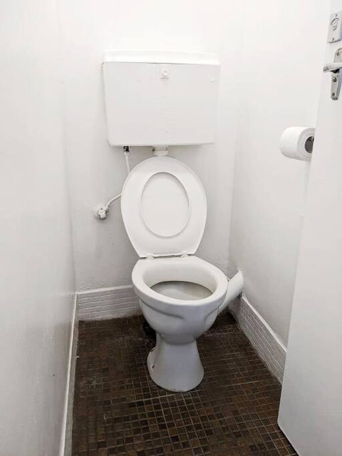 PROMO 2-Bedroom Villa Next To Train Station, FREE PARKING - Accommodation Asia 2