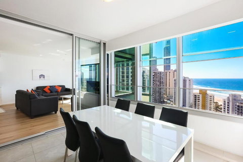 Q Tower Amazing Ocean Views 22nd Level Heated Pools Sleeps 6 - Optimise BNB - Accommodation Guide 2