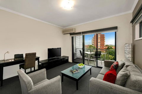 Quest On Rheola - Accommodation China 2