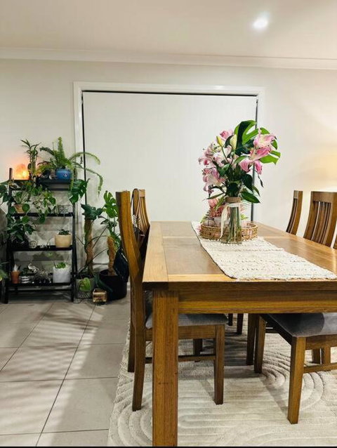 Quiet Comfort For Relaxing Stays - Accommodation Guide 2