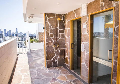Rambla At South City SQ - Accommodation Guide 2