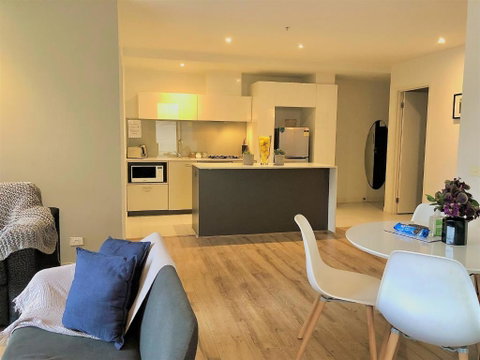 ReadySet Apartments On Spencer - Accommodation Guide 2